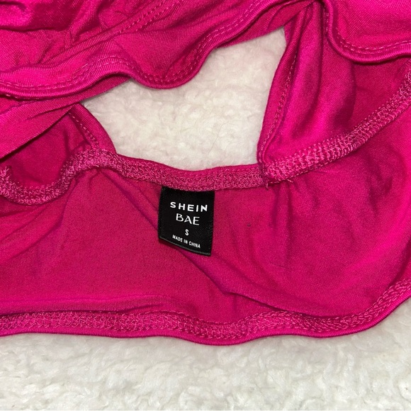 SHEIN Bae Solid Crop Tank Top Hot Pink Backless Stretch Deep V-Neck Small - Picture 3 of 4